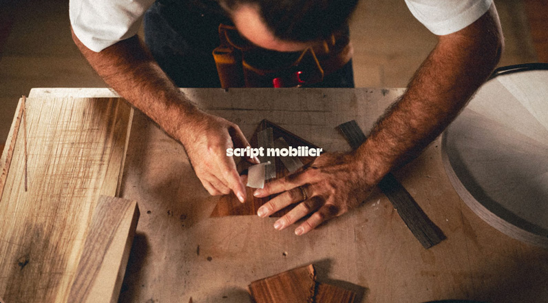script mobilier